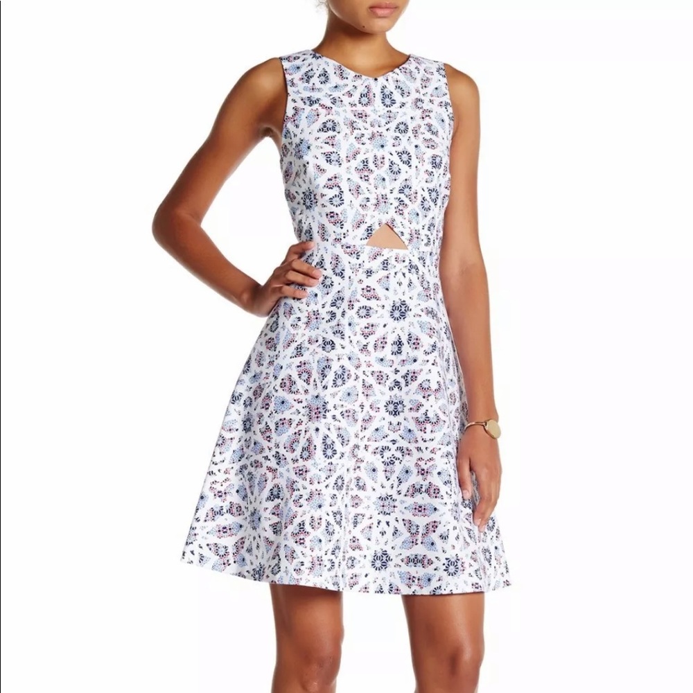 CeCe white pattern dress with cutout size 2